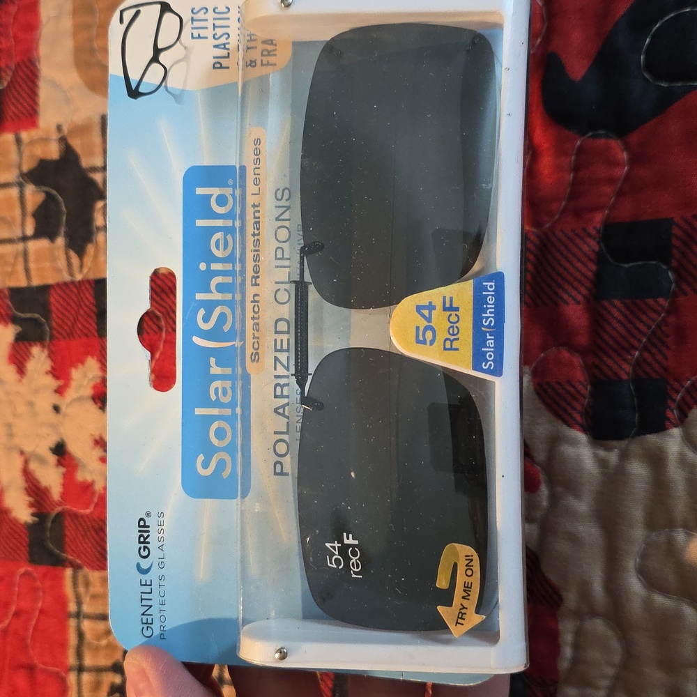 Polarized Clip-On Sunglasses - Lens Solar Shield 54 Rec F